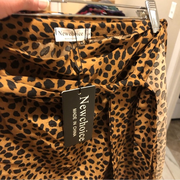 Boho Mid Length Maxi Wrap Skirt Polyester Leopard Print Size Large - Picture 5 of 5